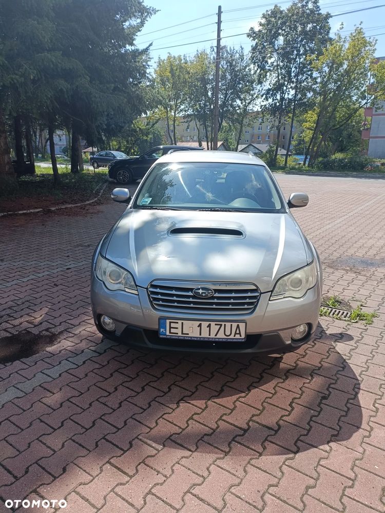 Subaru Outback 2.0 D Comfort - 1