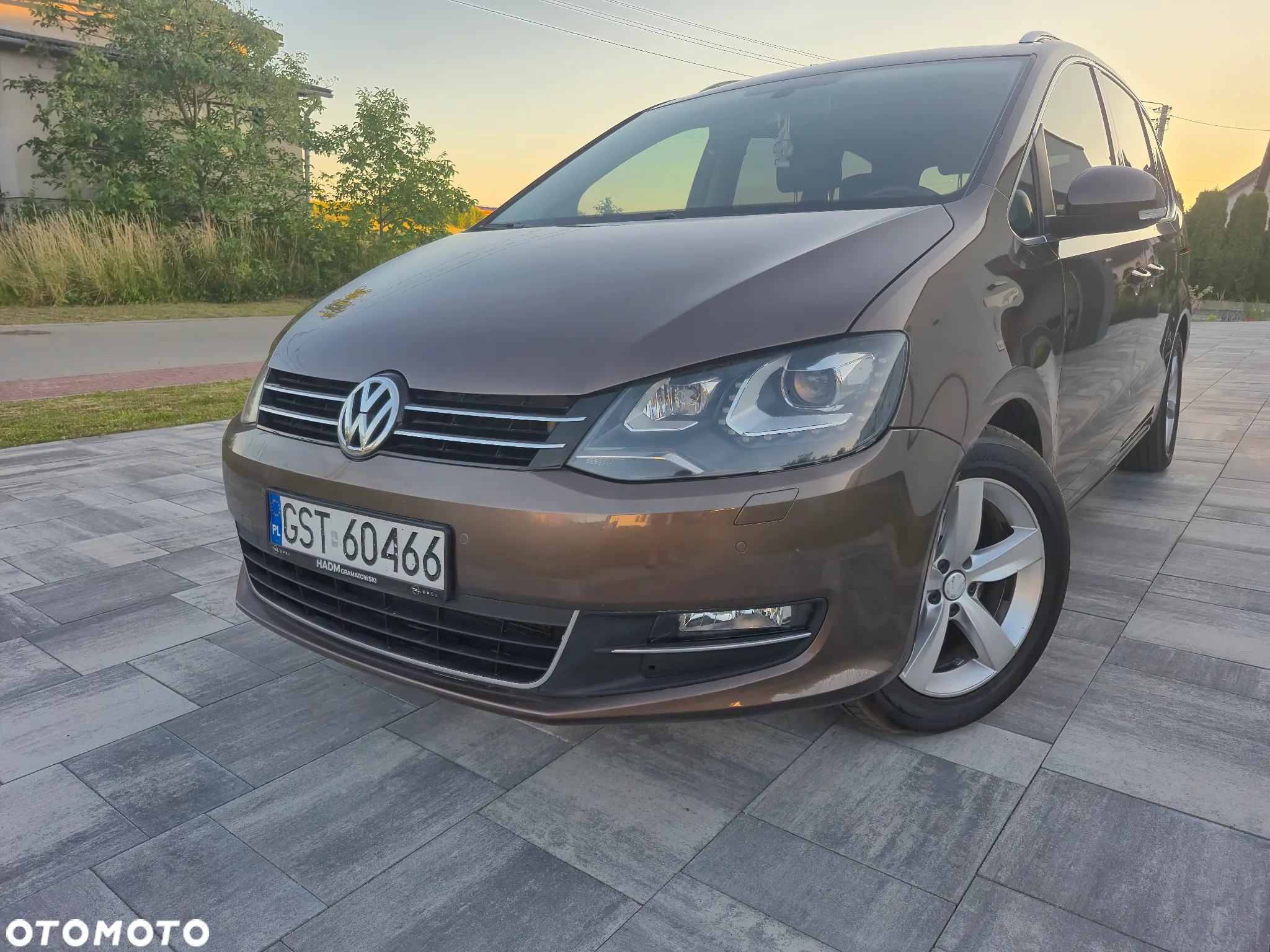 Volkswagen Sharan 2.0 TDI Highline DSG - 8