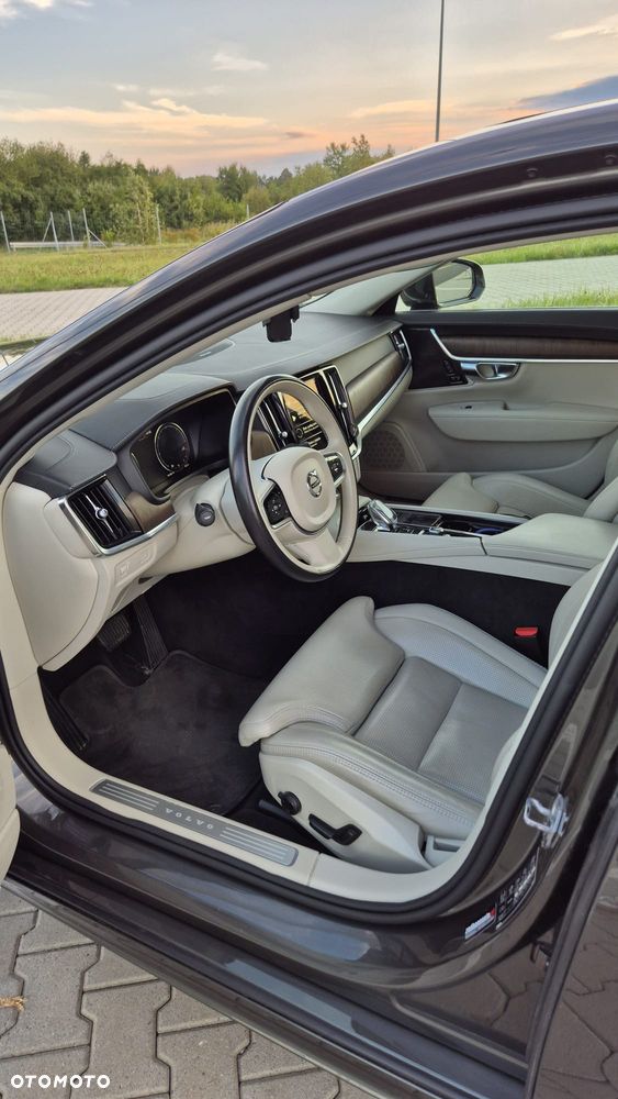 Volvo S90 B5 D AWD Inscription - 10