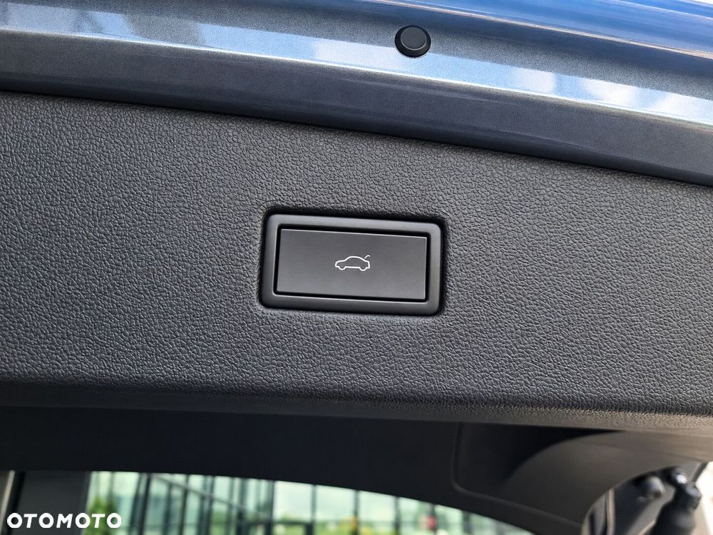 Volkswagen Tiguan Allspace 2.0 TDI 4Mot Elegance DSG - 17