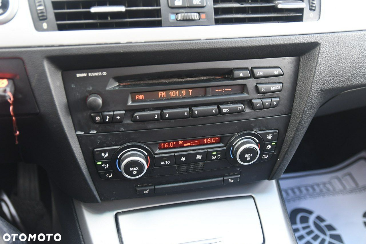 BMW Seria 3 - 24