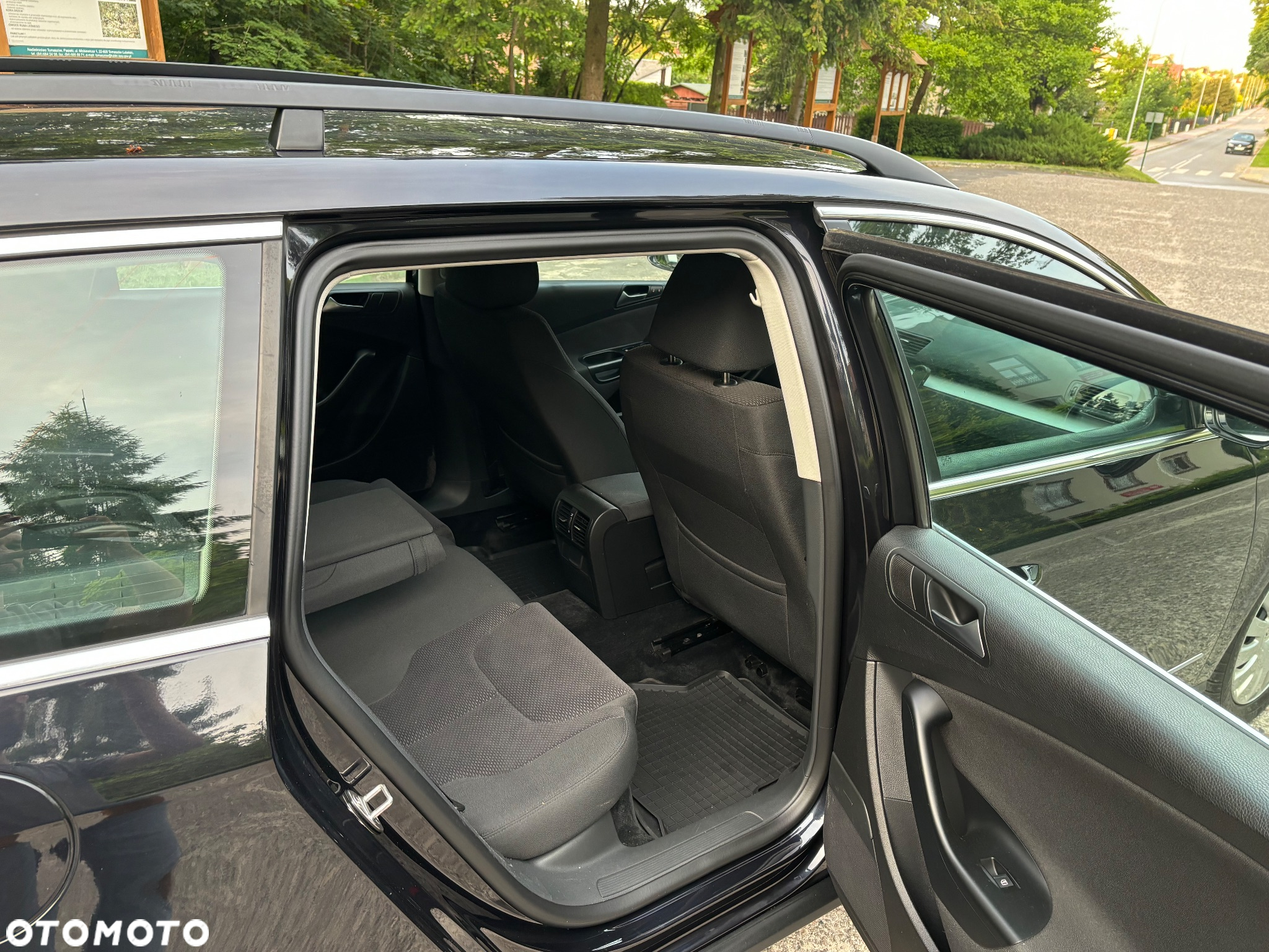 Volkswagen Passat - 12