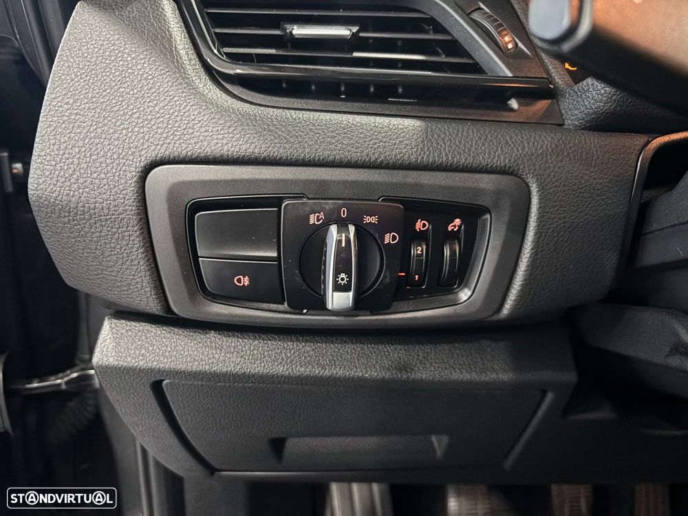 BMW 216 Active Tourer d Advantage - 17