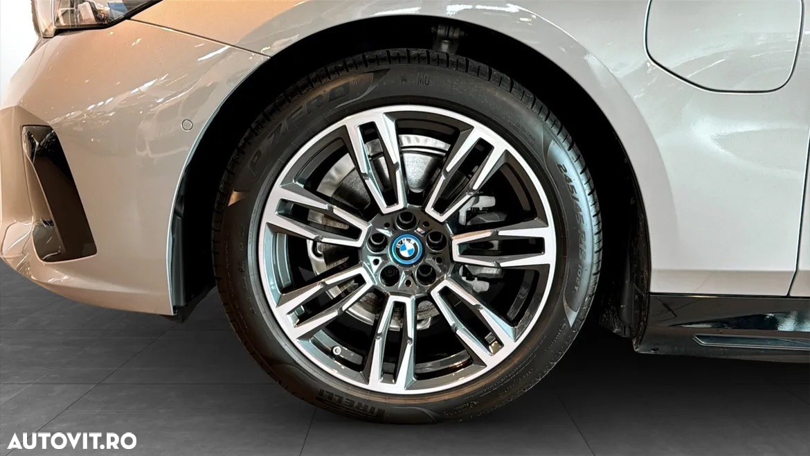 BMW Seria 5 530e xDrive AT PHEV - 7