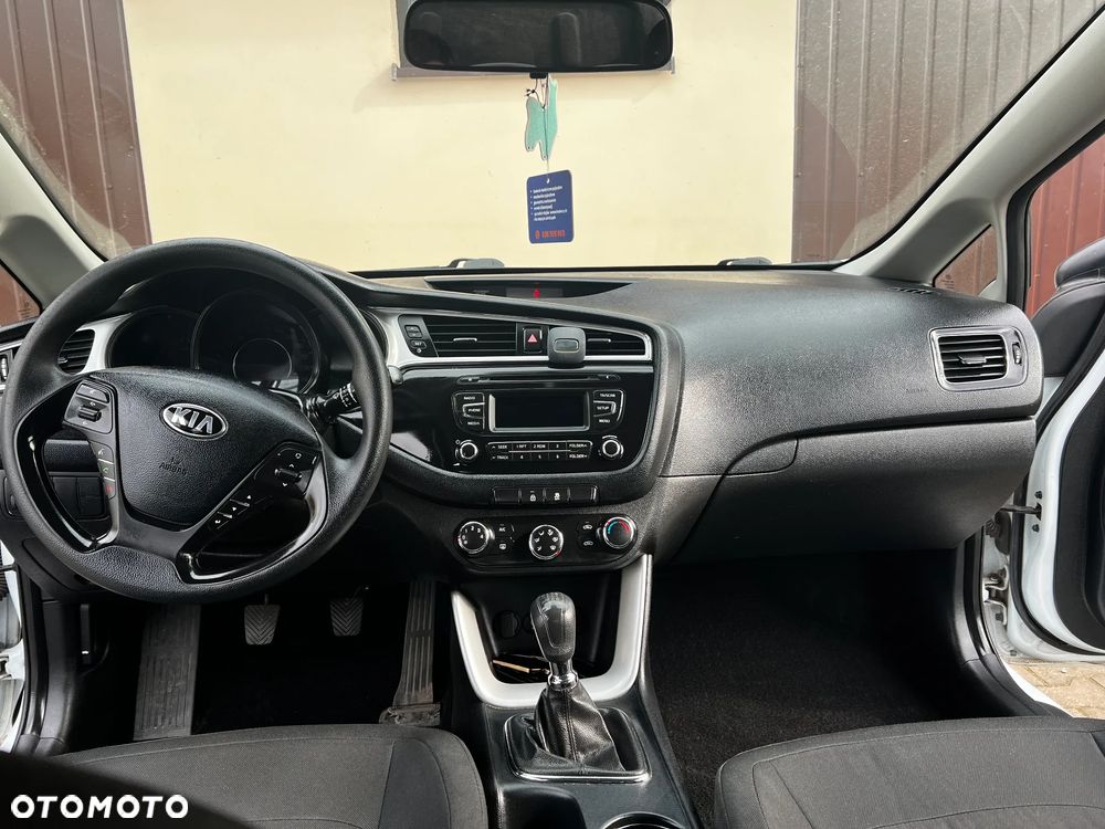 Kia Ceed 1.4 M - 8