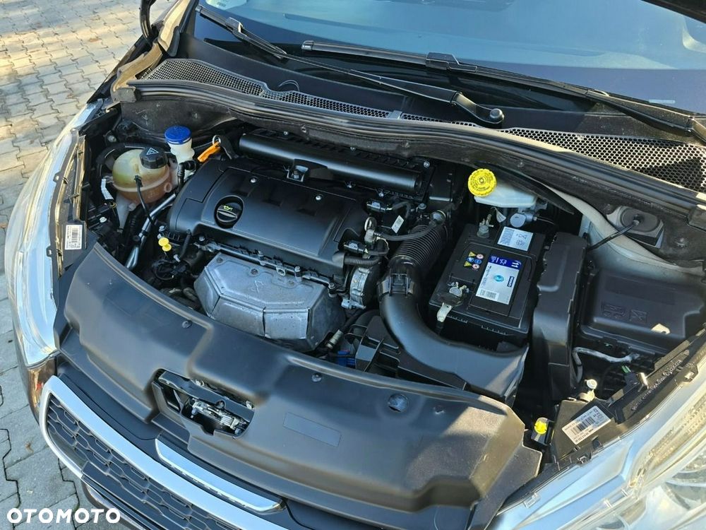 Peugeot 208 2013