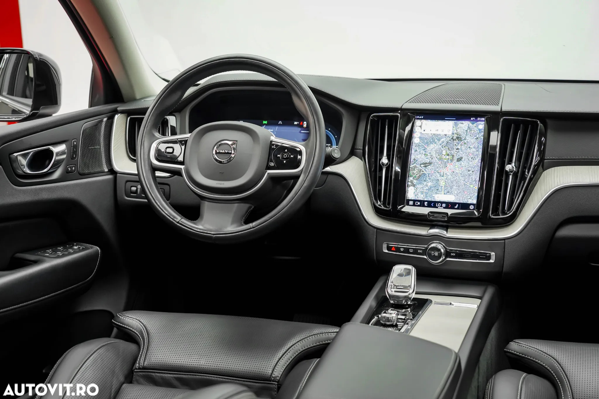 Volvo XC 60 Recharge T6 Twin Engine eAWD Inscription Expression - 14