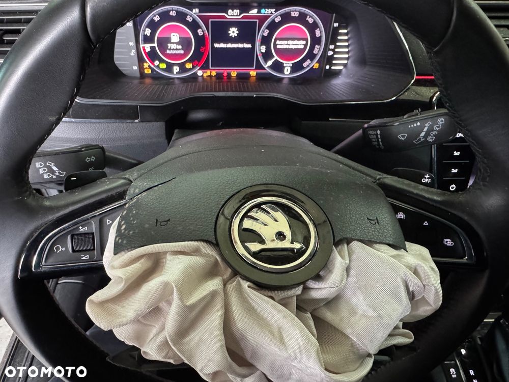 Skoda Superb 2.0 TSI DSG L&K - 23