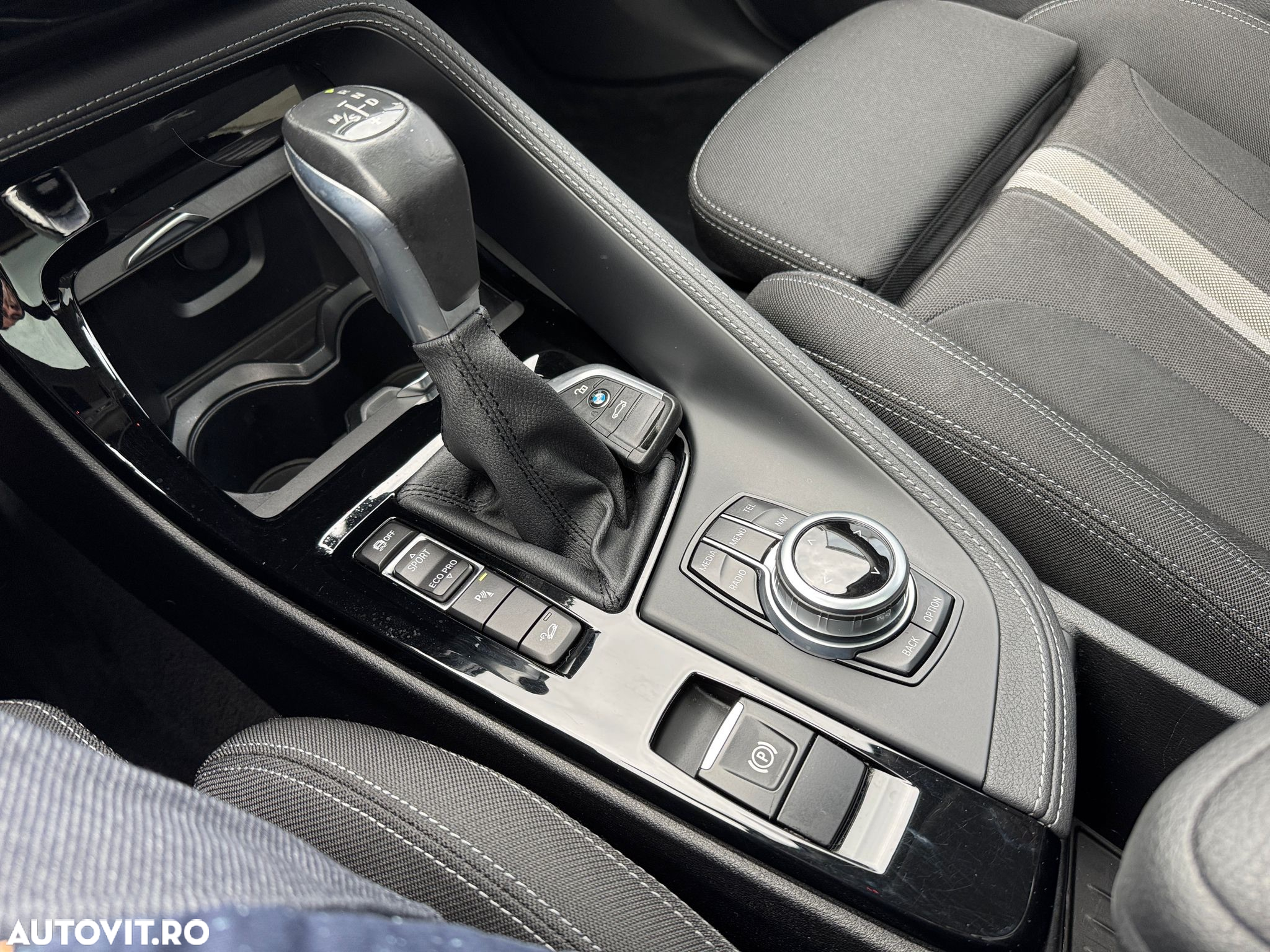 BMW X1 xDrive18d Aut. Sport Line - 24