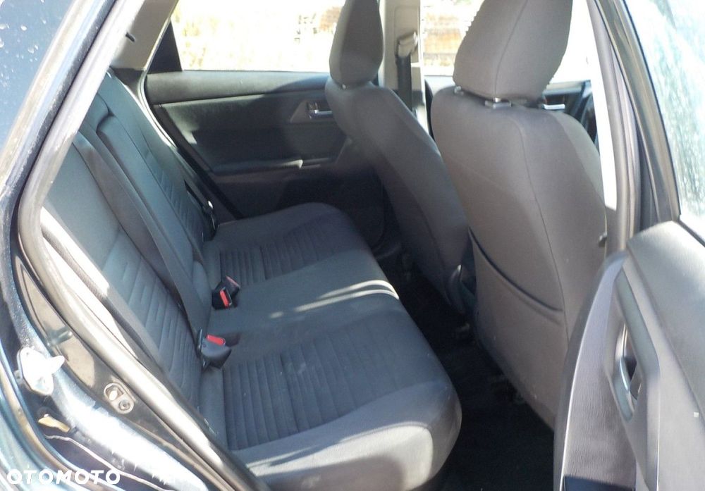 Toyota Auris - 13