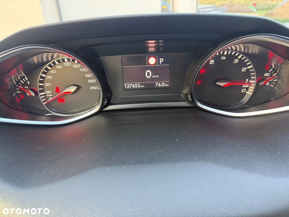 Peugeot 308 1.2 PureTech GPF Active Pack Business S&S EAT8 - 10
