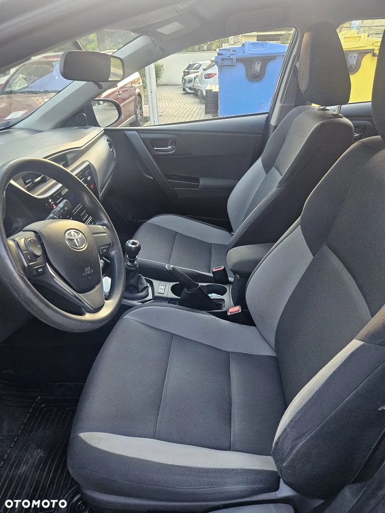 Toyota Auris 1.33 VVT-i Active - 14