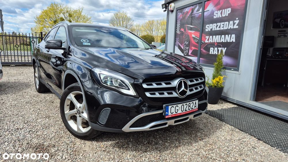 Mercedes-Benz GLA 200 7G-DCT AMG Line - 1