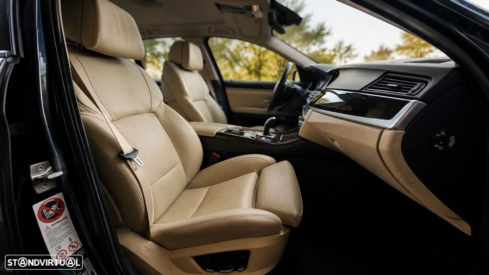 BMW 520 d Line Luxury Auto - 37