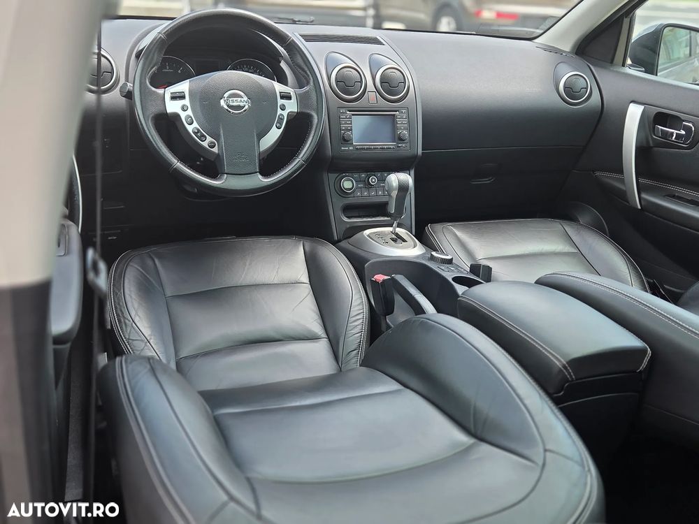 Nissan Qashqai 2.0 DCI 4 x 4 DPF Aut tekna - 17