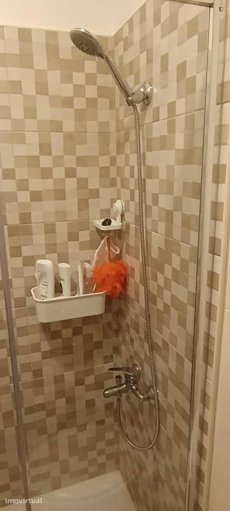 Quarto - localizado em Lisbon - Grande imagem: 3/9
