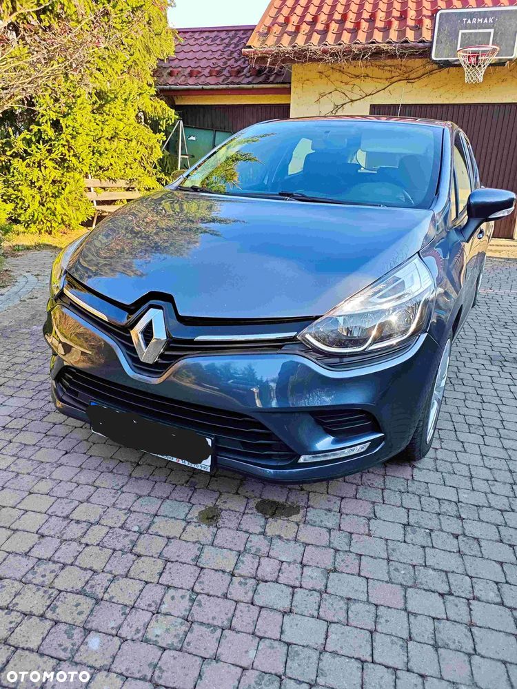Renault Clio - 1