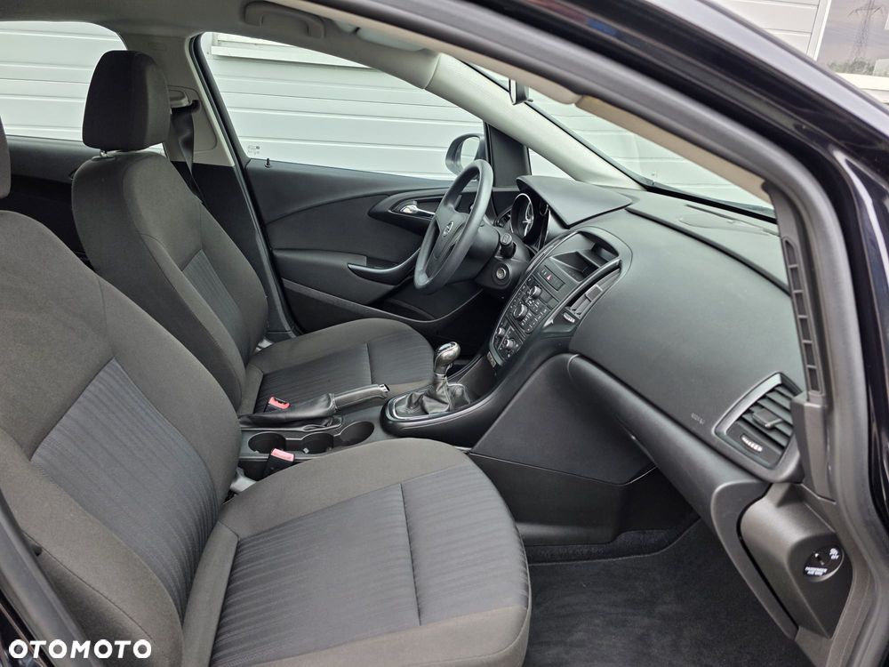 Opel Astra 1.4 Essentia - 21