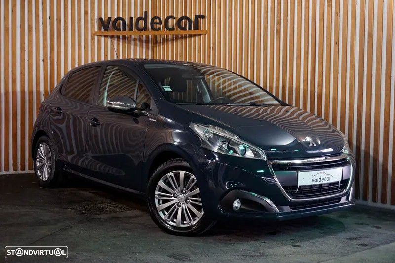 Peugeot 208 1.2 PureTech Style - 1