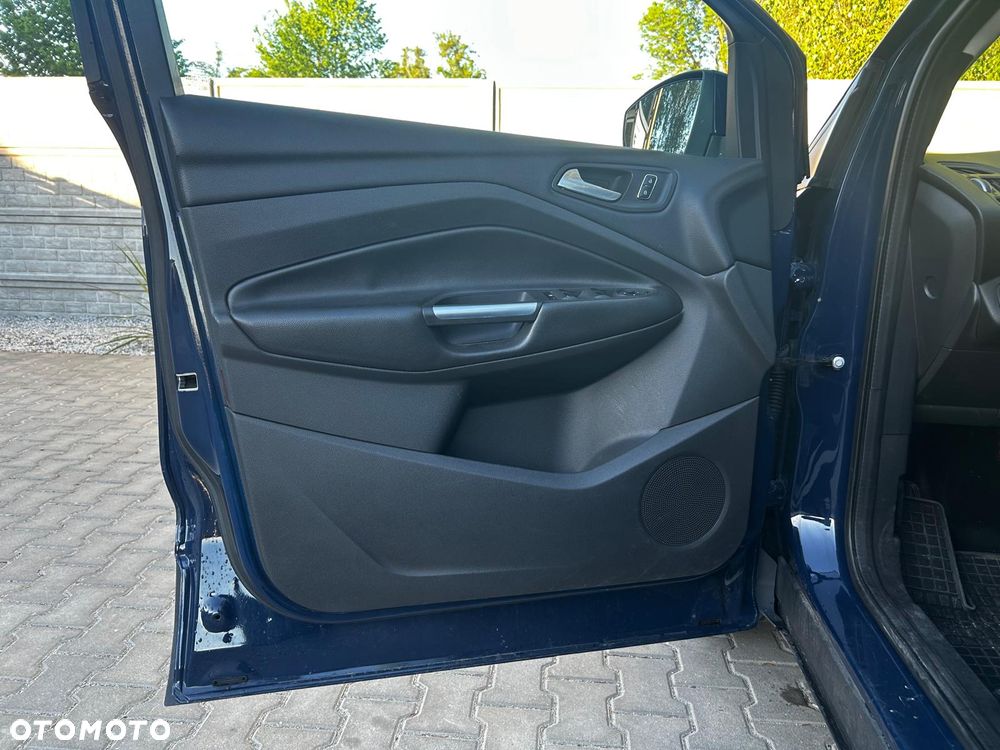 Ford Kuga 2.0 TDCi 4WD Trend - 13
