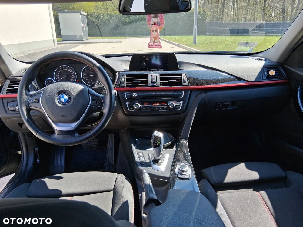 BMW Seria 3 - 18