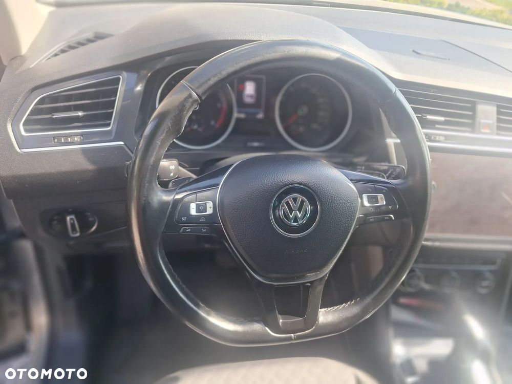 Volkswagen Tiguan 2.0 TDI BMT SCR 4Mot Comfortline DSG - 24