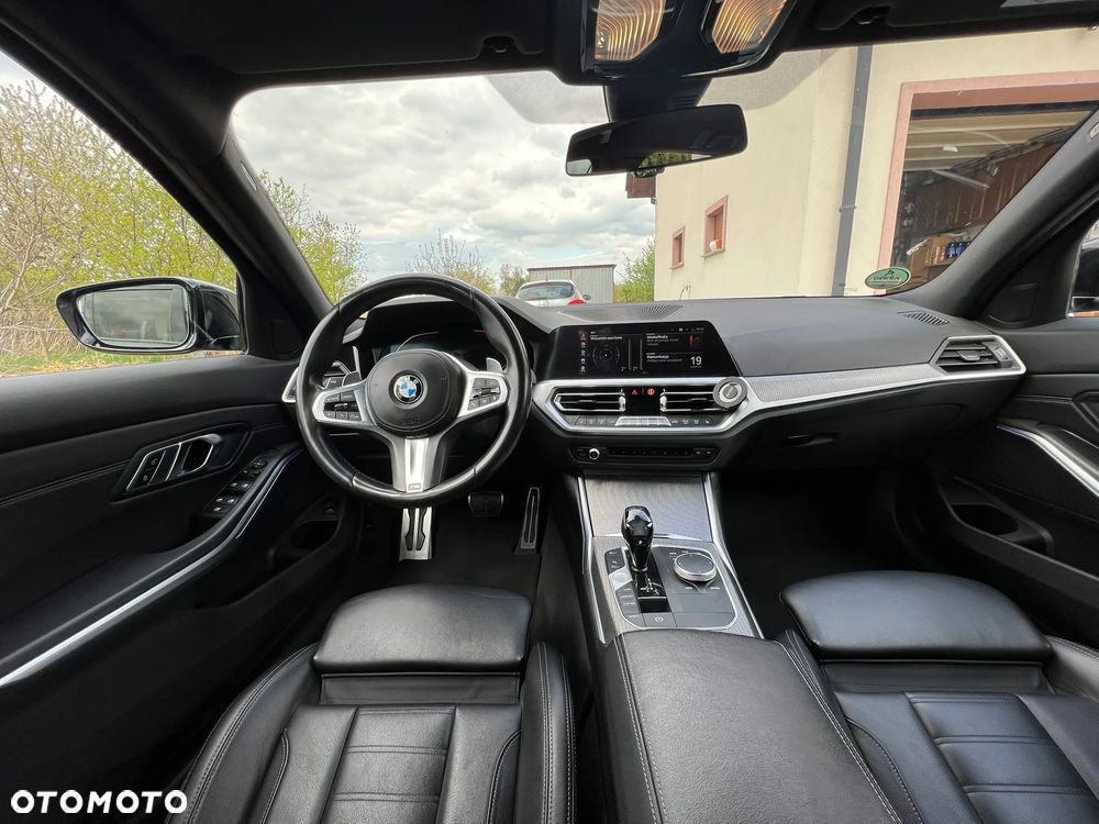 BMW Seria 3 320d Edition M Sport Shadow - 18