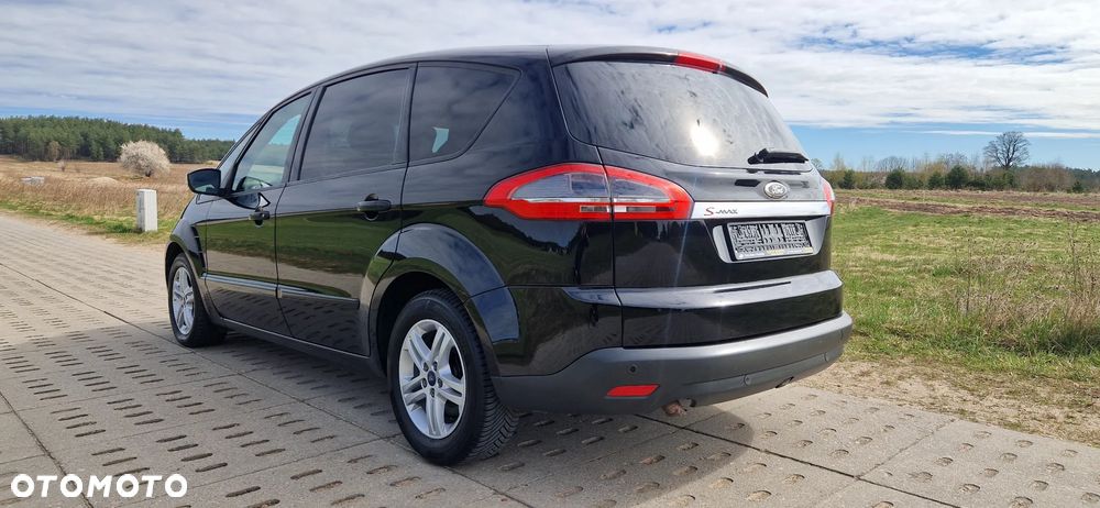 Ford S-Max 2.0 TDCi DPF Ambiente - 18