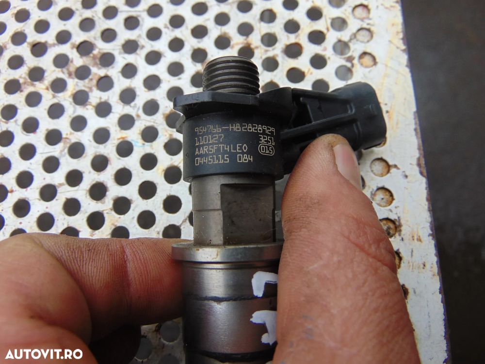 Injectoare Renault Latitude 2.0 Laguna 3 scenic 2.0 Koleos Nissan qashqai cod 0445115084 - 7