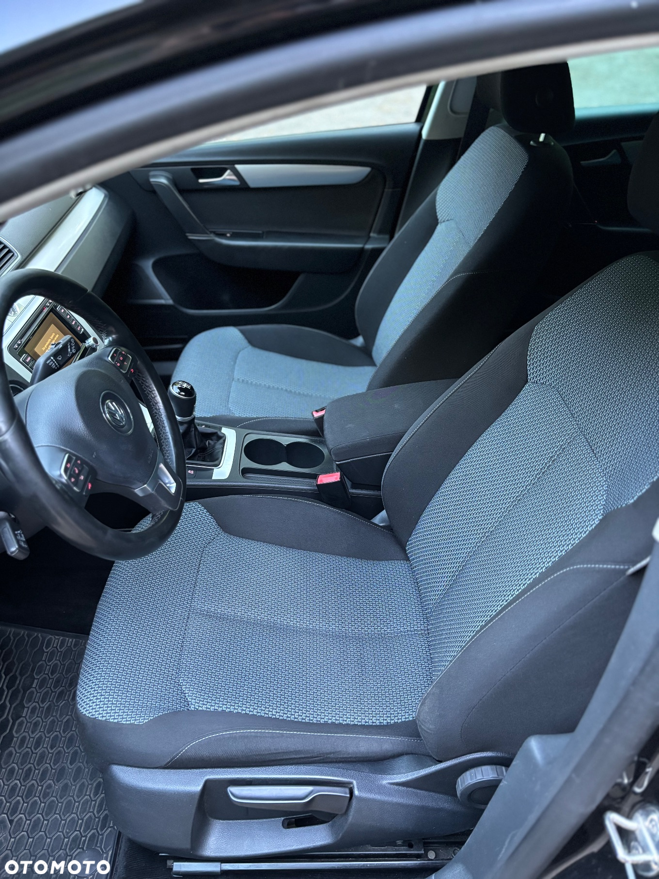Volkswagen Passat Variant 1.6 TDI (BlueMotion Technology) Comfortline - 12