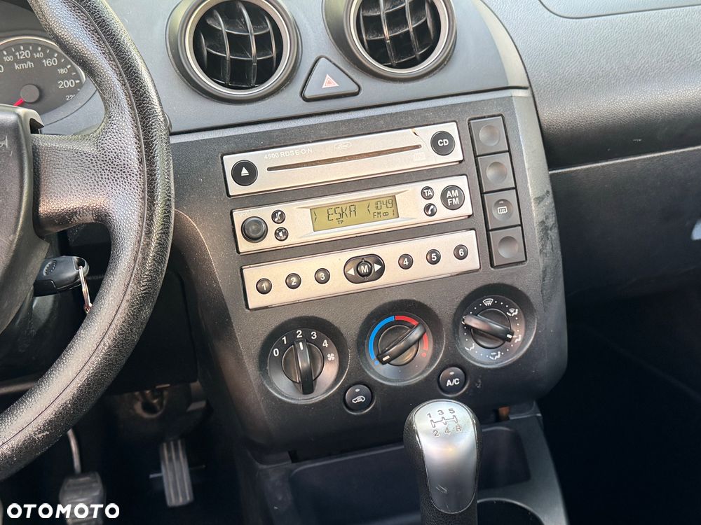 Ford Fiesta 1.25 Gold X - 23