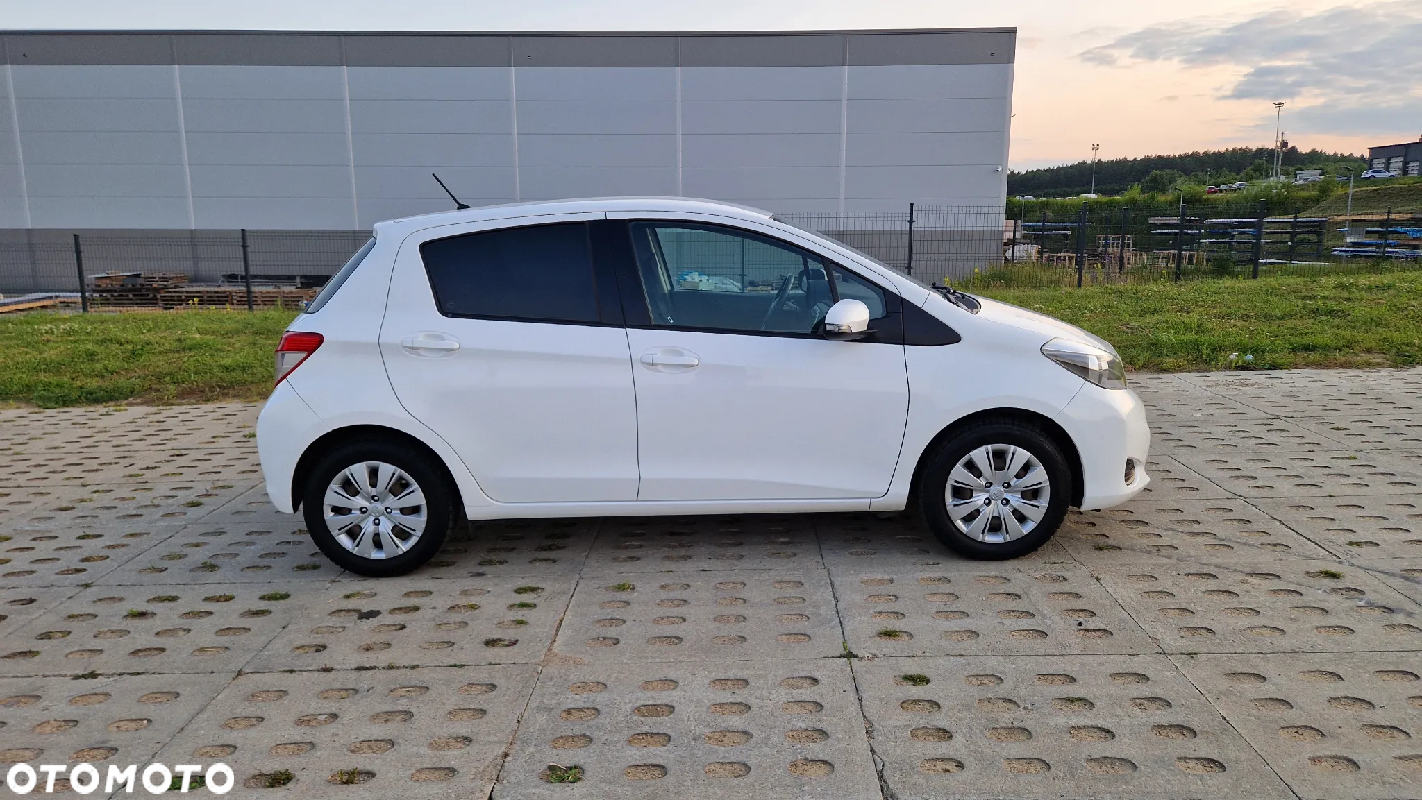 Toyota Yaris 1.0 Life - 5