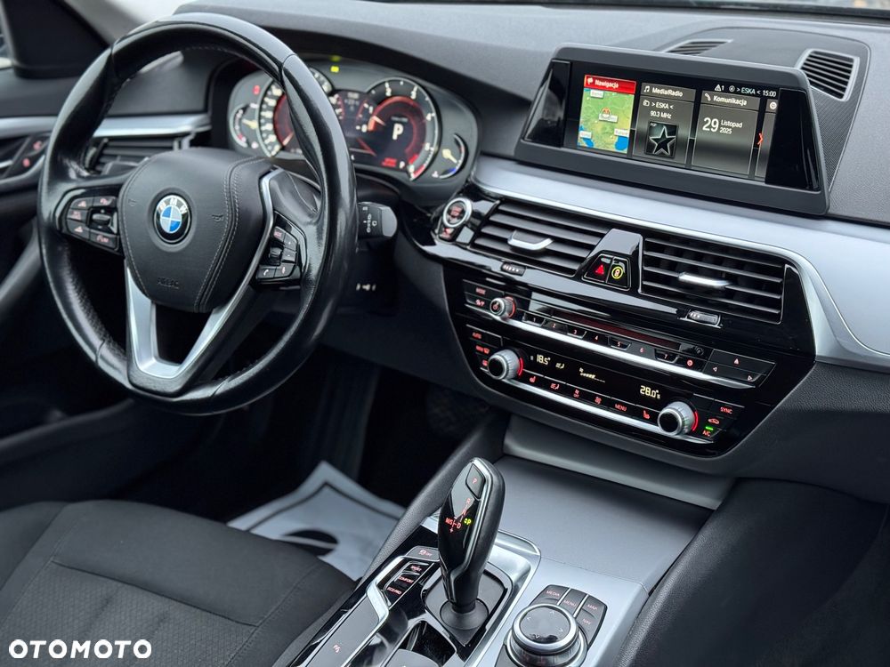 BMW Seria 5 520d - 16