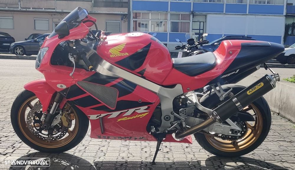 Honda VTR 1000 SP1 - 2