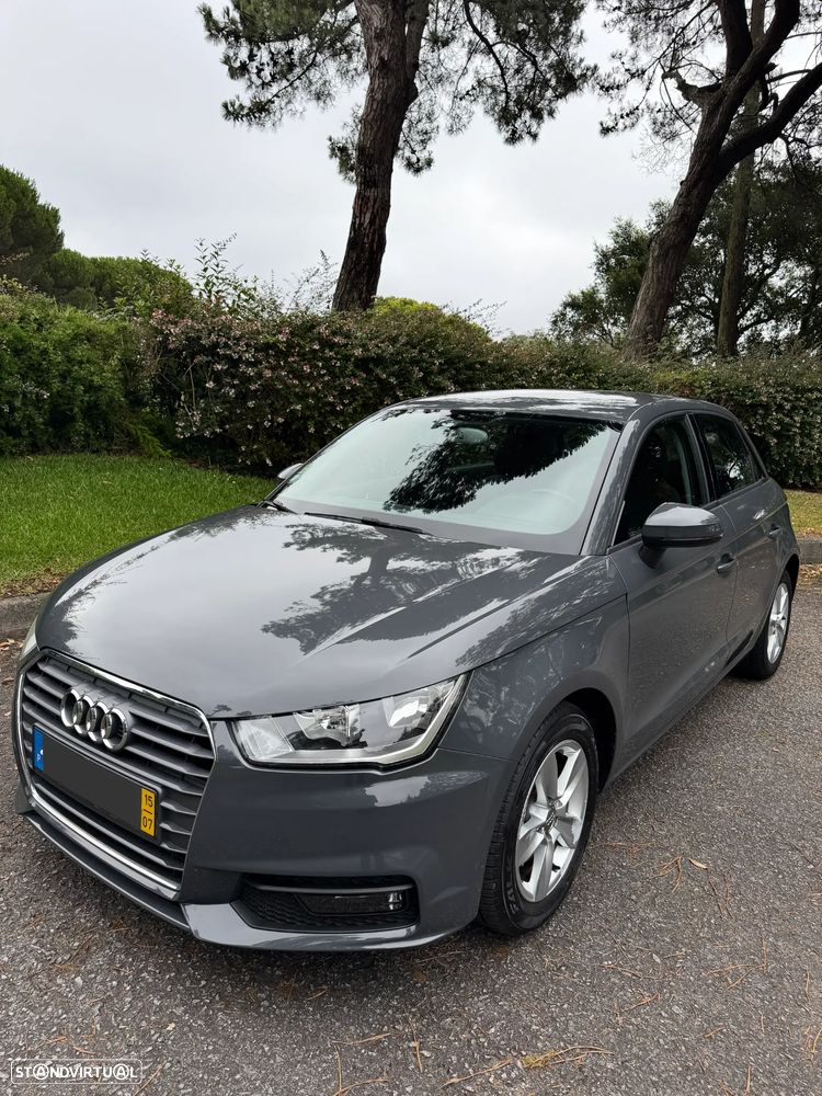 Audi A1 Sportback 1.6 TDI S tronic - 4
