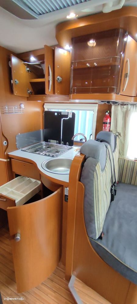Hymer Car 697 (Cama central - Viesa) - 10