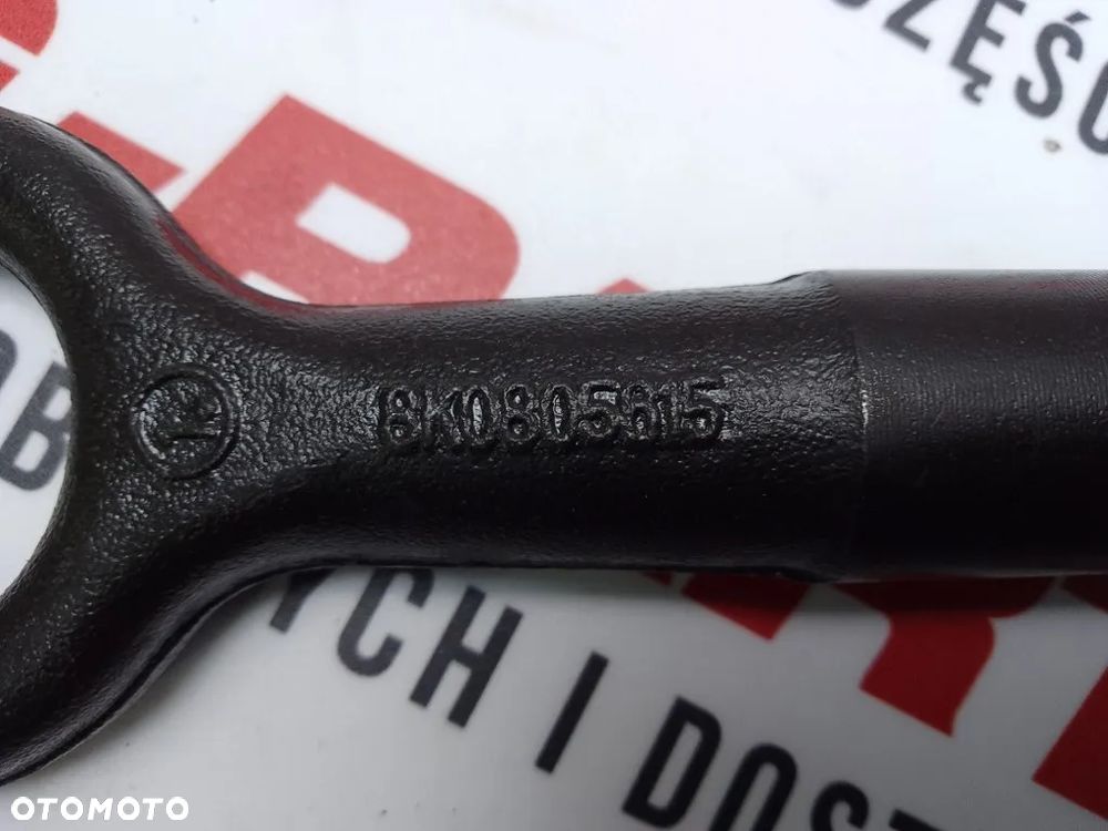 ucho holownicze hak śruba audi a4 b8 a5 8t 8k0805615 - 3