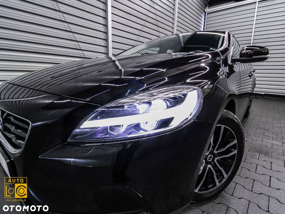 Volvo V40 D2 Momentum - 30