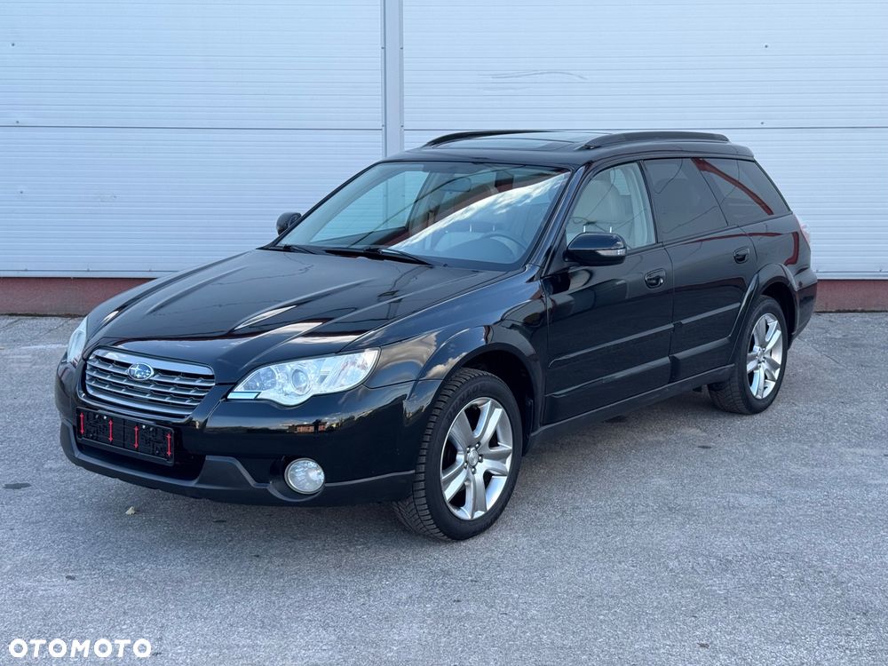 Subaru Outback 2.5RC NAV - 1