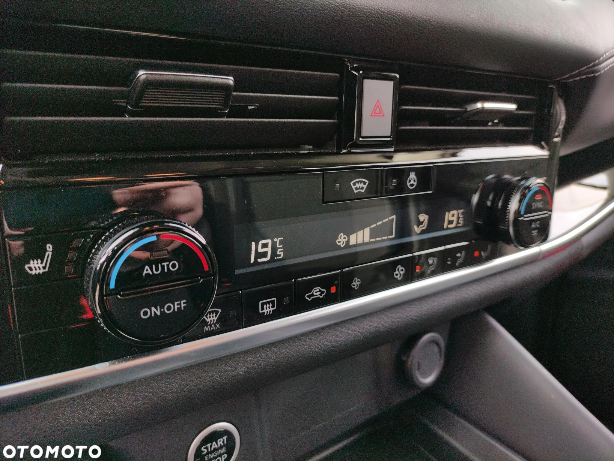 Nissan Qashqai 1.3 DIG-T mHEV N-Connecta - 9
