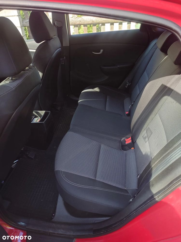 Hyundai i30 1.6 GDI Comfort - 6