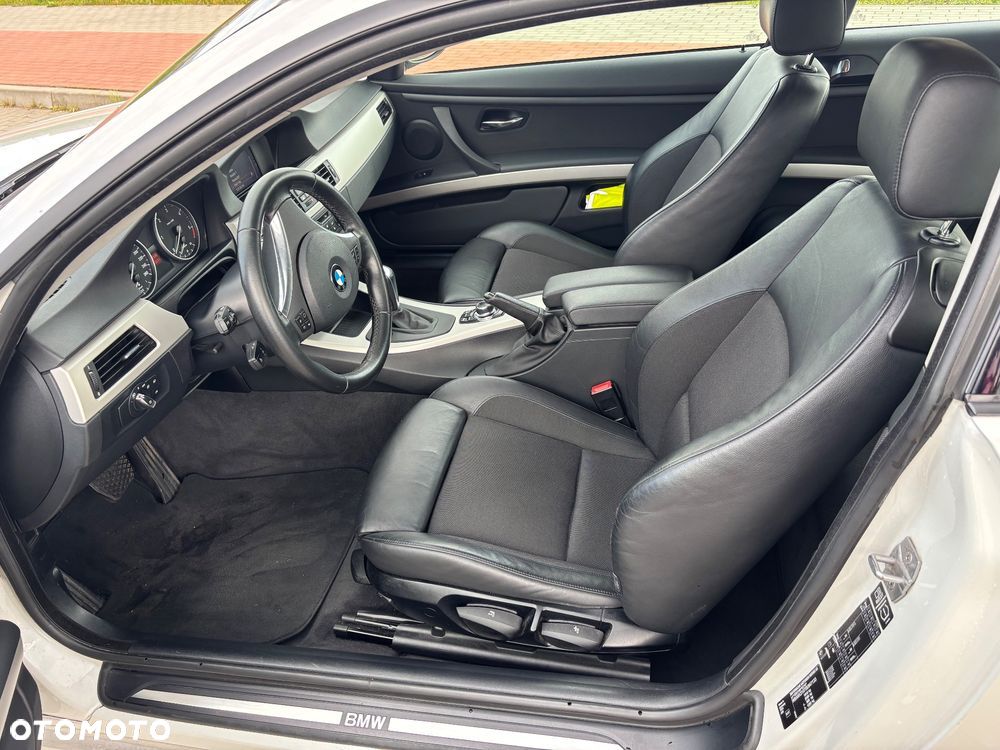 BMW Seria 3 320d - 9