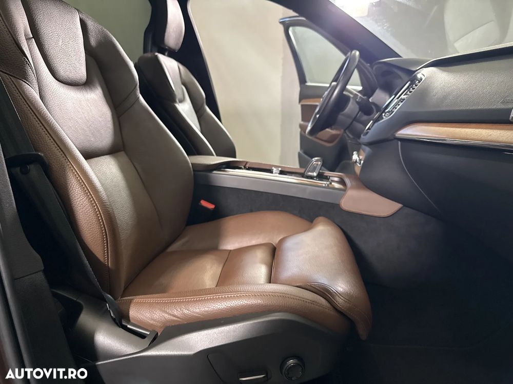 Volvo XC 90 - 12