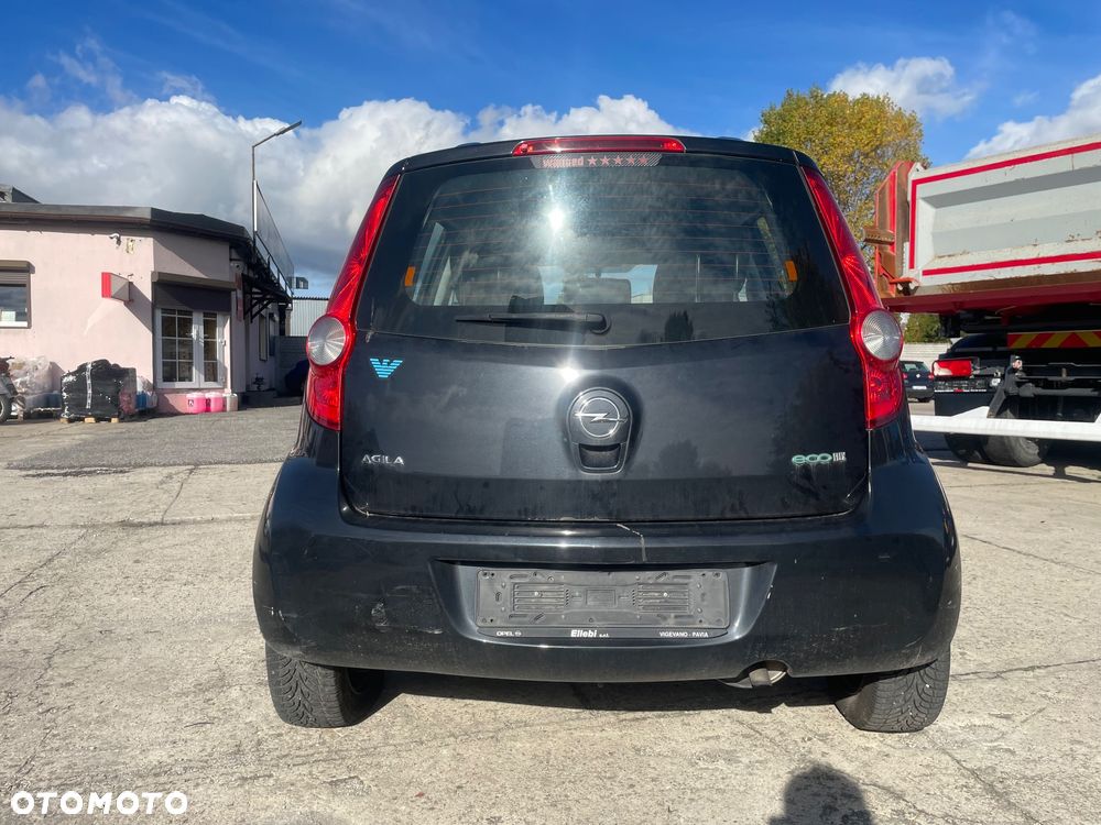 Opel Agila 1.0 - 11