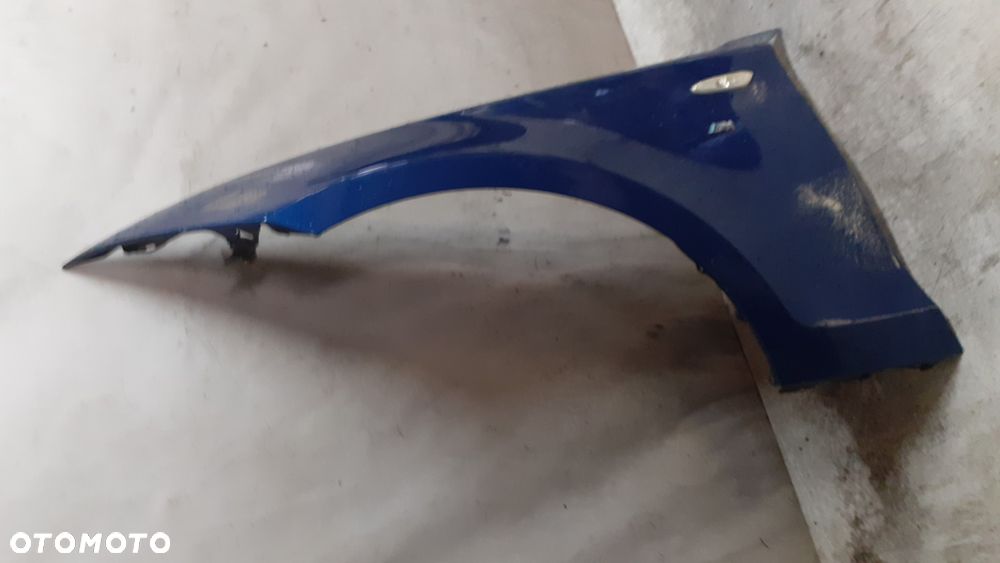 * BŁOTNIK PRZEDNI PRZOD  LEWY BMW 1 E81 E82 E87 E88 Montego Blue Metallic - 3