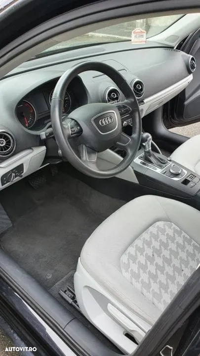 Audi A3 2.0 TDI Sportback (clean diesel) S tronic Attraction - 6