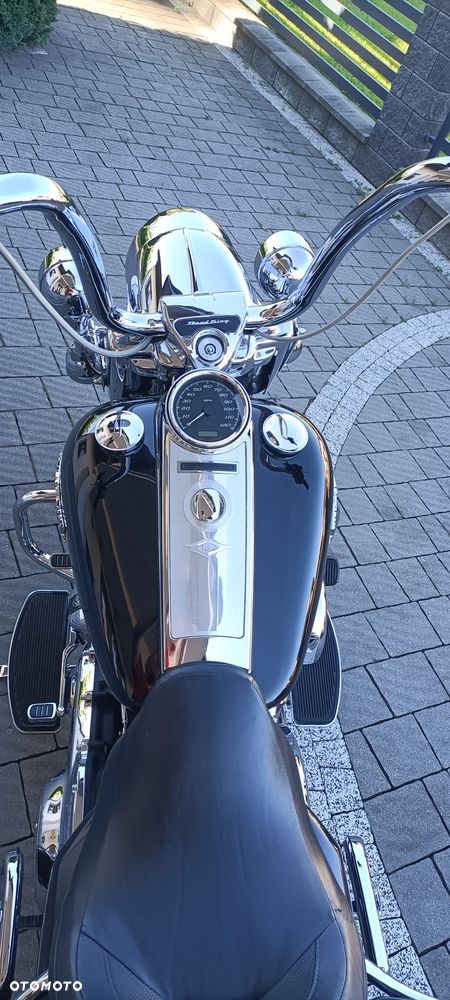 Harley-Davidson Touring Street Glide - 10