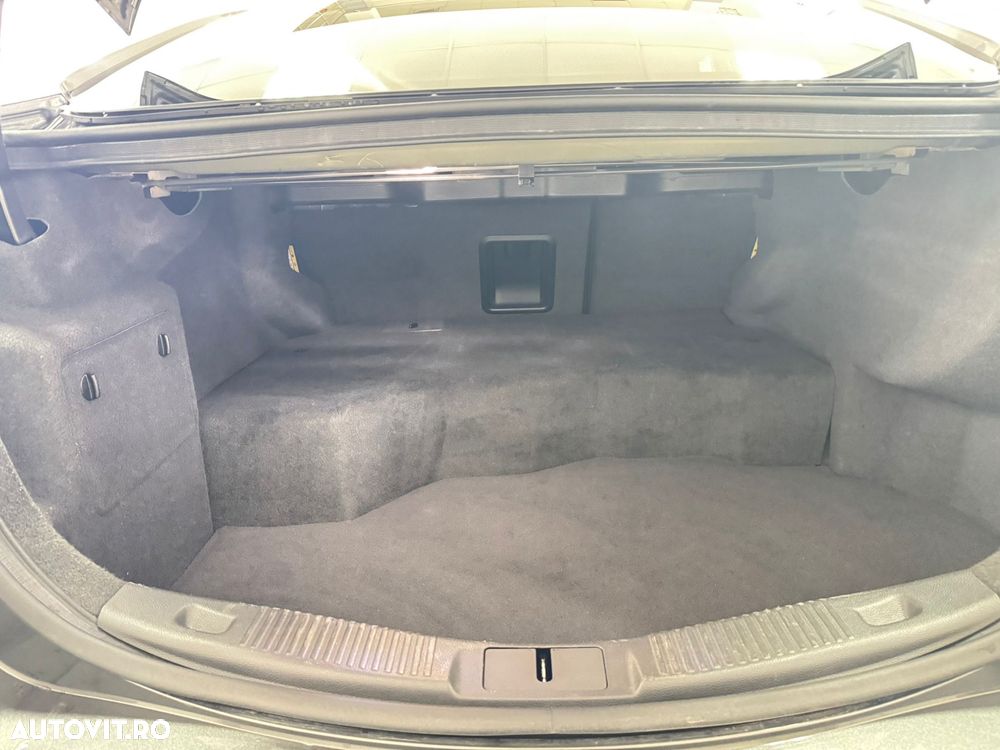 Ford Mondeo 2.0 HEV Titanium - 21