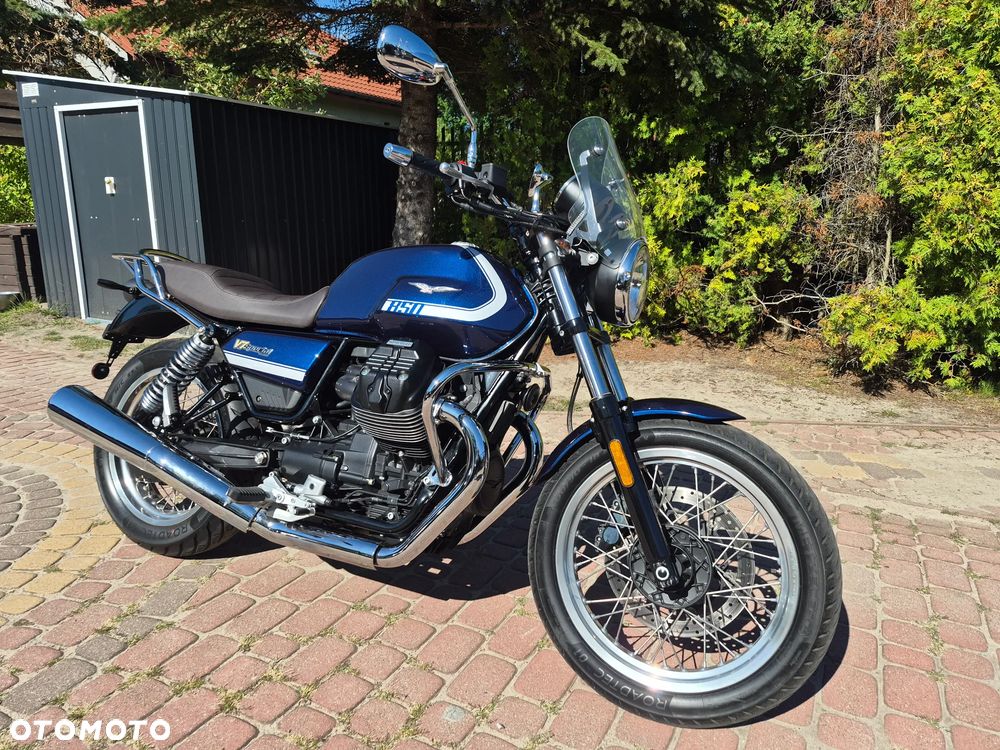 Moto Guzzi V7 - 3