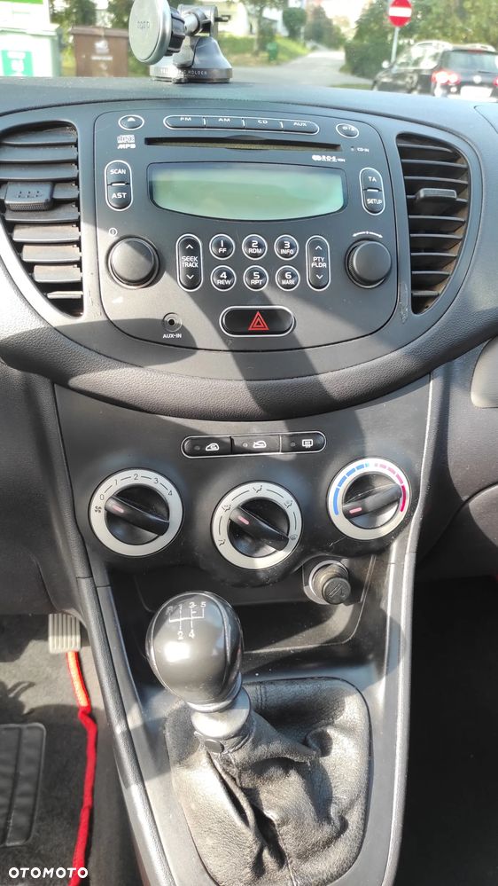 Hyundai i10 1.1 CRDi Comfort - 13